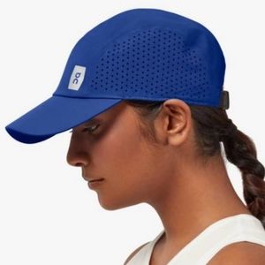 ON Running Lightweight Hat Blue OS